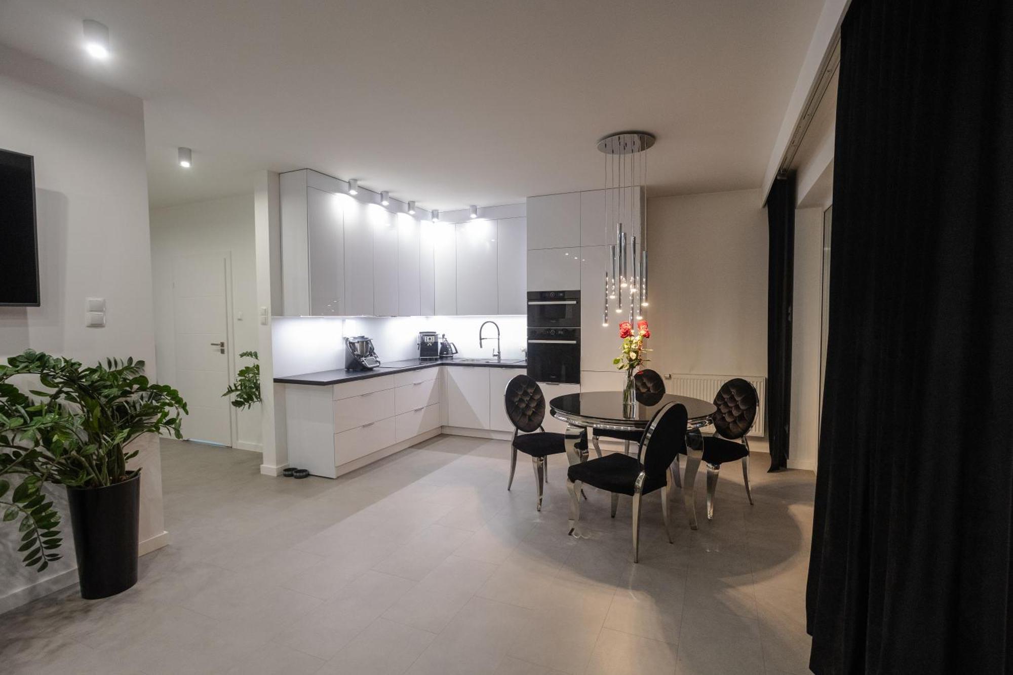 Appartamento Black Glamour 728-828-835